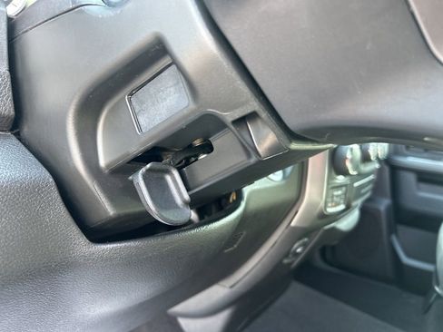 Used 2022 RAM 1500 Classic Warlock w/ Technology Package I image 17