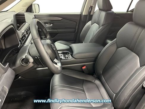 New 2026 Honda Pilot Touring image 13