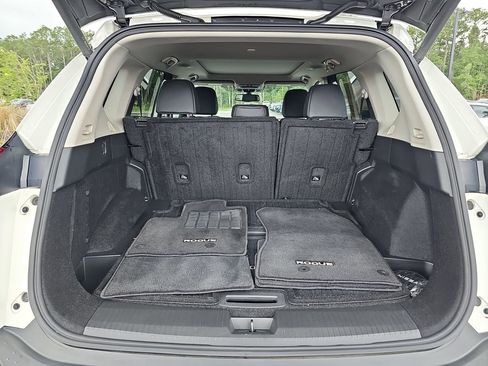Used 2023 Nissan Rogue SL AWD/4WD image 16