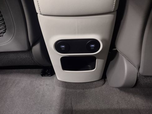 New 2026 Hyundai Ioniq 5 SEL image 30