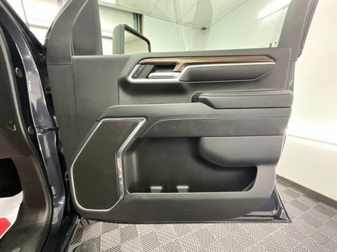 Used 2024 Chevrolet Silverado 2500 LT AWD/4WD image 14