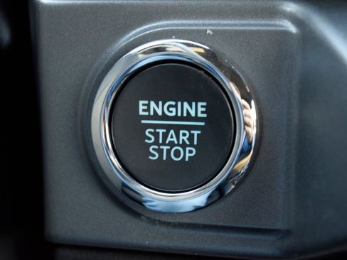 New 2026 Ford F150 XLT w/ Equipment Group 302A MID image 15