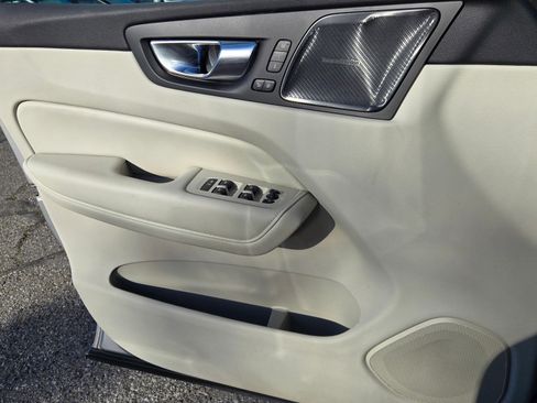 Certified 2025 Volvo XC60 T8 Ultra w/ Protection Package Premier image 23