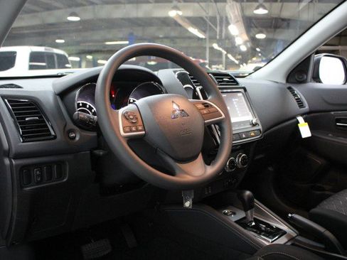 New 2026 Mitsubishi Outlander Sport ES image 5