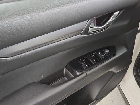 Used 2019 MAZDA CX-5 Sport image 13