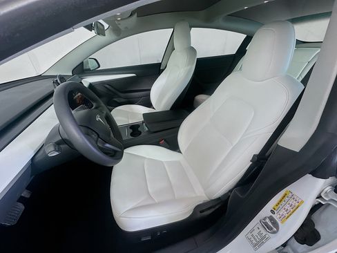 Used 2023 Tesla Model 3 Standard Range RWD image 13