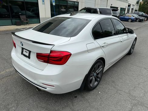 Used 2016 BMW 340i xDrive Sedan AWD/4WD image 4