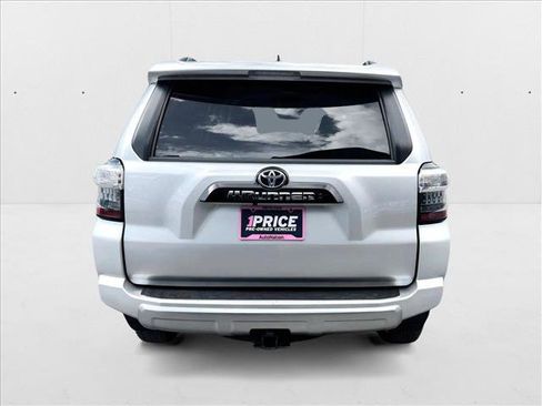 Used 2024 Toyota 4Runner TRD Off-Road image 6