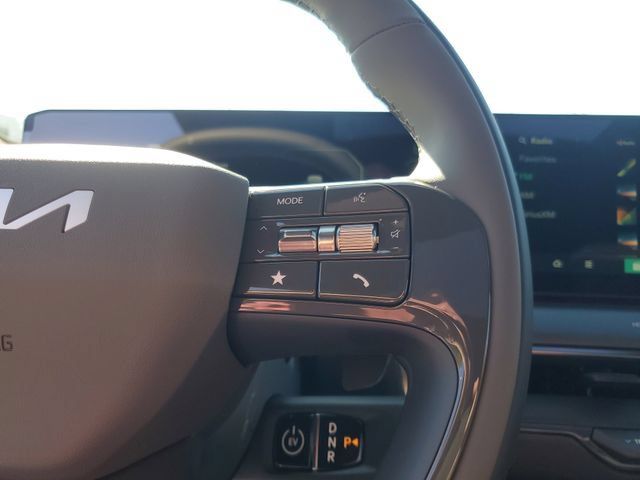 New 2026 Kia EV9 Land w/ Nightfall Edition Package AWD/4WD image 18