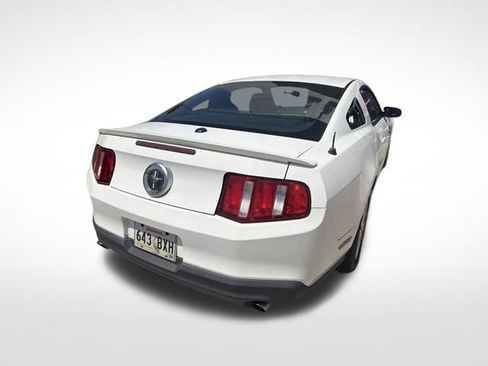 Used 2012 Ford Mustang Premium RWD image 8