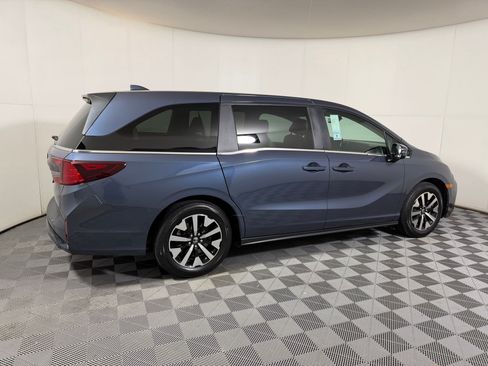 Certified 2025 Honda Odyssey EX-L image 7