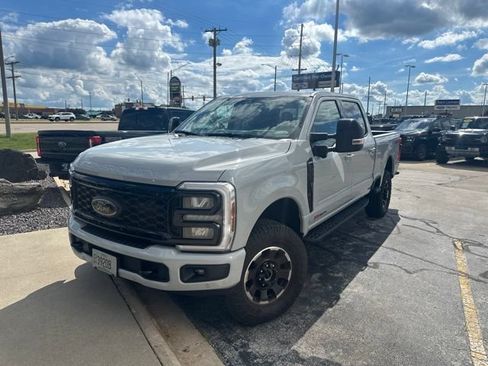 Used 2025 Ford F250 Lariat w/ Lariat Ultimate Package AWD/4WD image 1