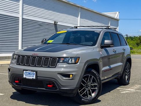 Used 2021 Jeep Grand Cherokee Trailhawk w/ Trailhawk Luxury Group AWD/4WD image 4