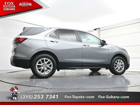 Used 2024 Chevrolet Equinox LT AWD/4WD image 23