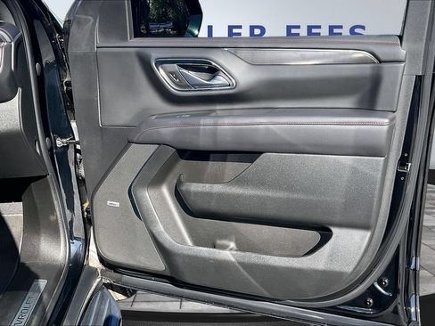 Used 2022 Chevrolet Tahoe RST w/ Luxury Package RWD image 29