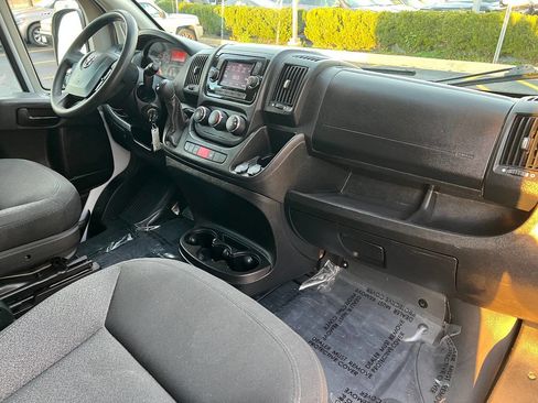 Used 2021 RAM ProMaster 2500 image 27