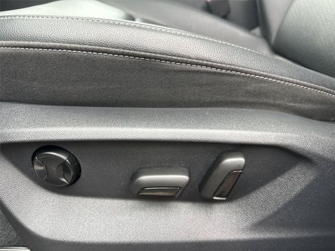 Used 2019 Volkswagen Atlas SE w/ Panoramic Sunroof Package AWD/4WD image 12