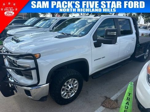 Used 2024 Chevrolet Silverado 2500 LT AWD/4WD image 1
