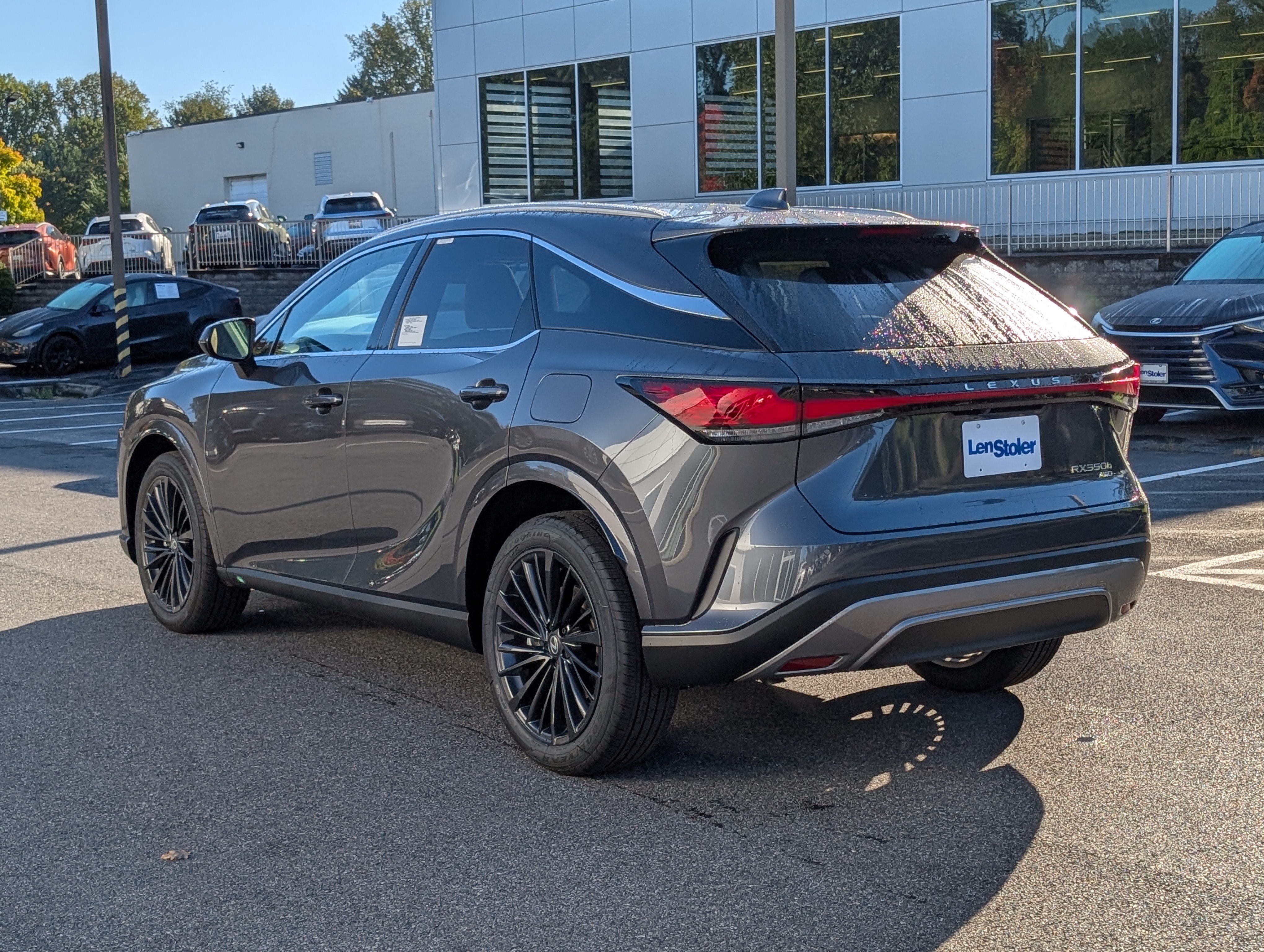 New 2026 Lexus RX 350h AWD/4WD image 3