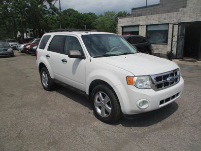 Used 2011 Ford Escape XLT w/ 202A Rapid Spec Order Code
