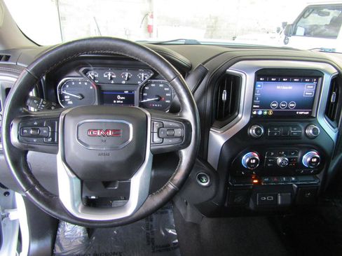 Used 2020 GMC Sierra 1500 SLE w/ SLE Value Package RWD image 15