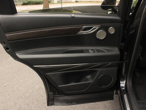 Used 2021 Genesis GV80 2.5T w/ Advanced Package 03 RWD image 21