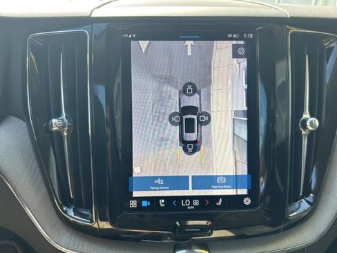 Certified 2025 Volvo XC60 B5 Plus AWD/4WD image 24