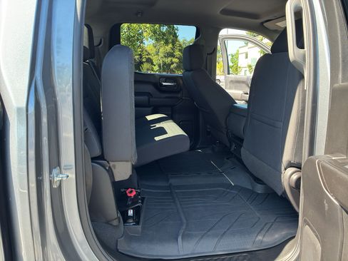 Used 2022 Chevrolet Silverado 1500 Custom AWD/4WD image 46