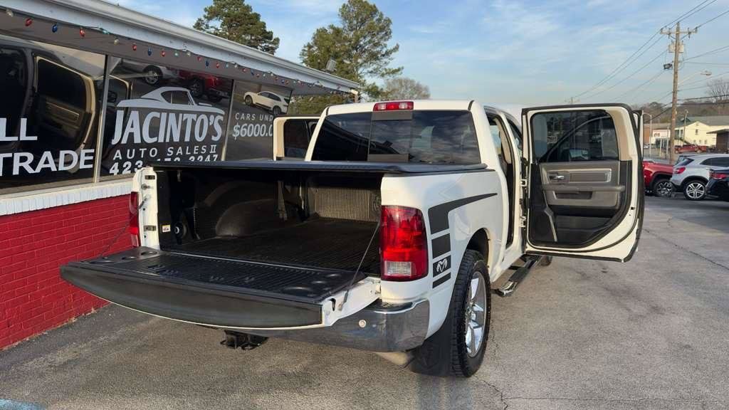 Used 2017 RAM 1500 Big Horn RWD image 36