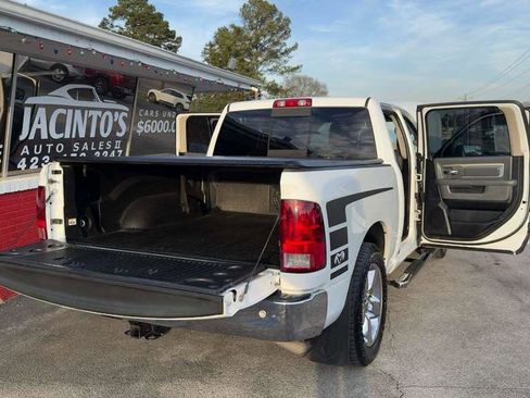 Used 2017 RAM 1500 Big Horn image 36