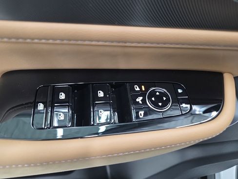 New 2026 INFINITI QX80 Luxe w/ Cargo Package AWD/4WD image 31