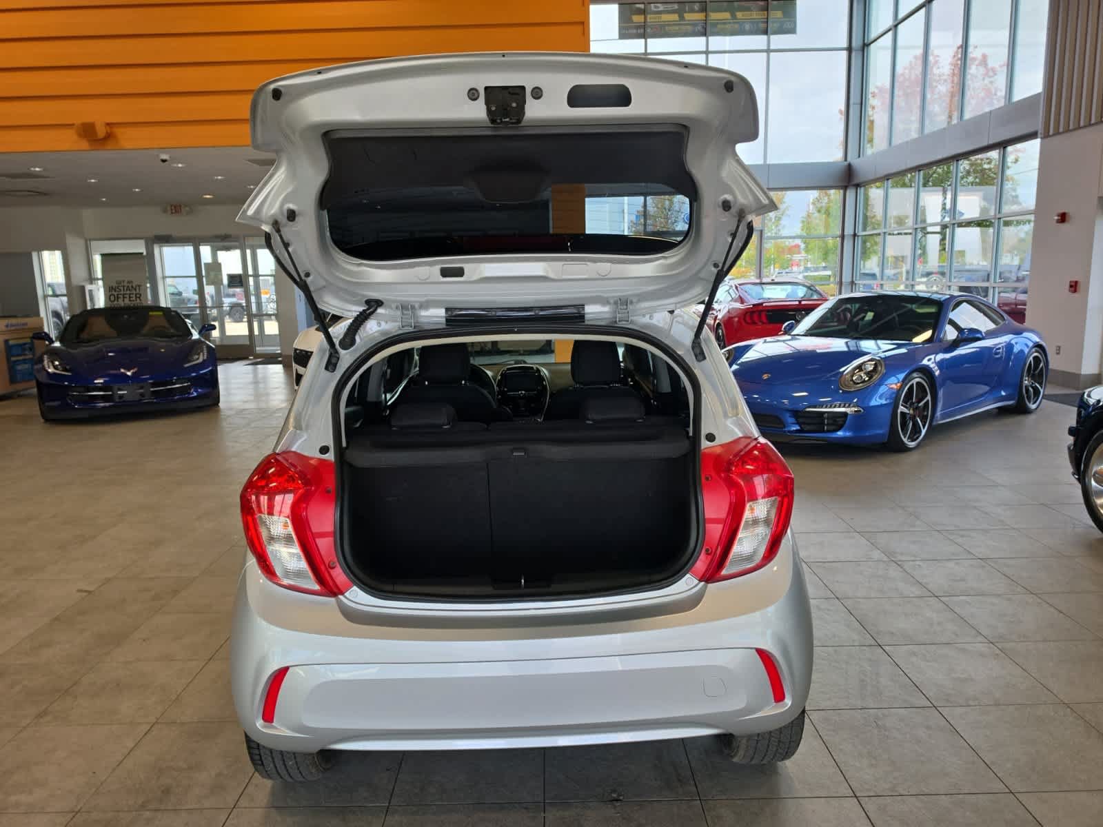 Used 2018 Chevrolet Spark LT FWD image 12