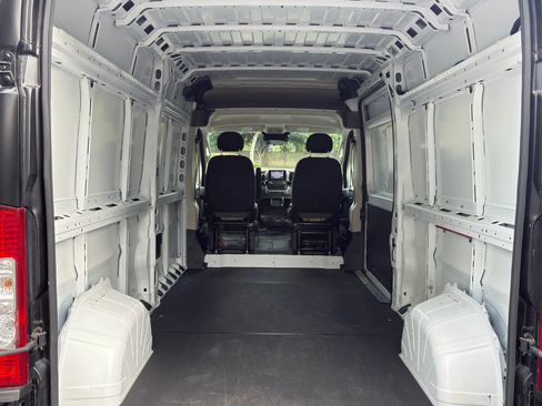 Used 2022 RAM ProMaster 2500 image 22