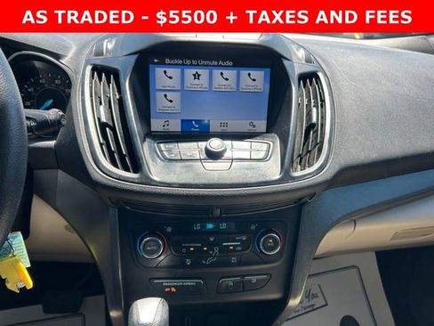 Used 2017 Ford Escape SE w/ Equipment Group 201A image 22