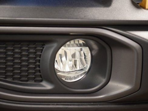 Used 2024 Jeep Gladiator Rubicon w/ Convenience Group image 12