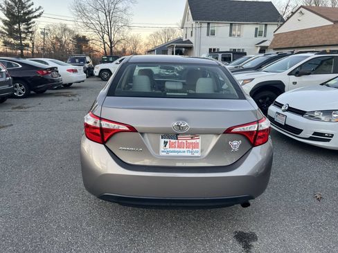 Used 2015 Toyota Corolla LE FWD image 7