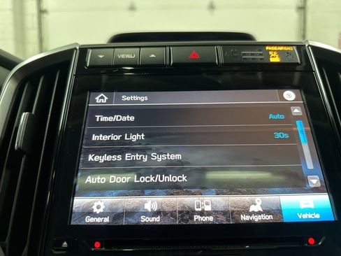 Used 2022 Subaru Ascent Touring image 37