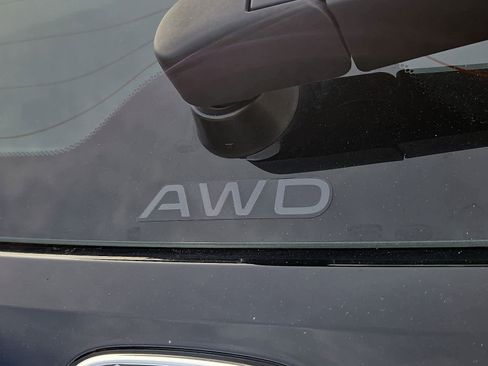 Certified 2023 Honda HR-V LX image 31