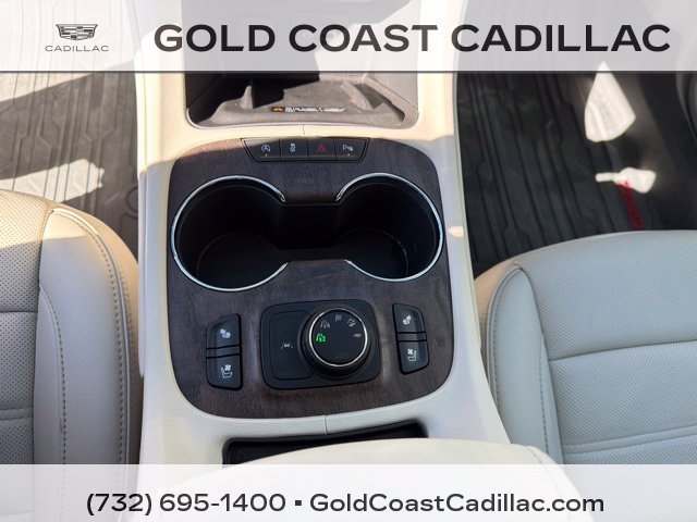 Used 2023 GMC Acadia Denali w/ Denali Technology Package AWD/4WD image 29
