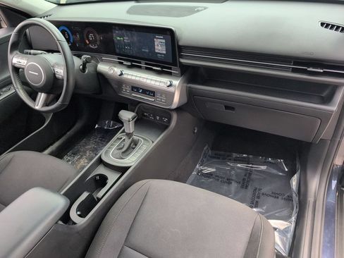 Used 2025 Hyundai Kona SEL FWD image 31
