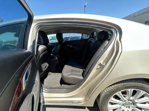 Used 2013 Buick LaCrosse Leather image 10