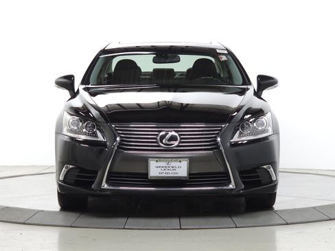 Used 2014 Lexus LS 460 AWD w/ Comfort Package image 2