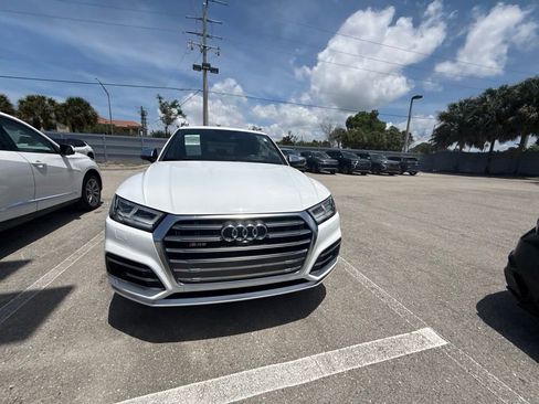 Used 2018 Audi SQ5 Prestige AWD/4WD image 6