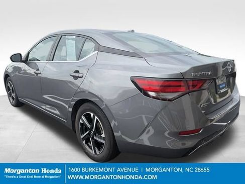 Used 2024 Nissan Sentra SV FWD image 7