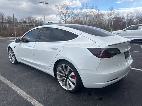 Used 2019 Tesla Model 3 Performance image 2