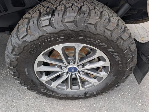 Used 2018 Ford F150 XL w/ Equipment Group 101A Mid AWD/4WD image 10
