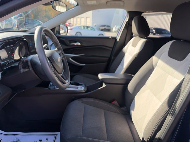 Used 2024 Chevrolet Trax LS w/ Driver Confidence Package FWD image 12