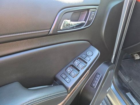 Used 2020 Chevrolet Tahoe LT image 11