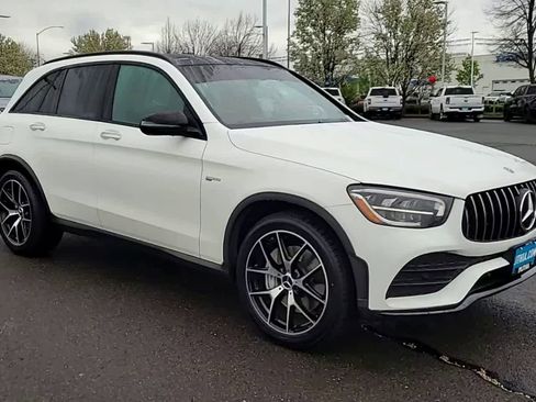 Used 2020 Mercedes-Benz GLC 43 AMG 4MATIC image 2