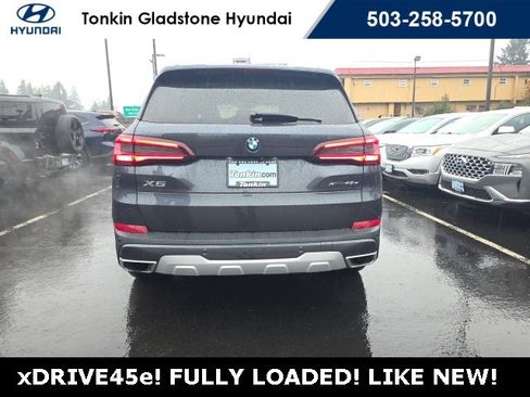 Used 2021 BMW X5 xDrive45e w/ Premium Package image 6